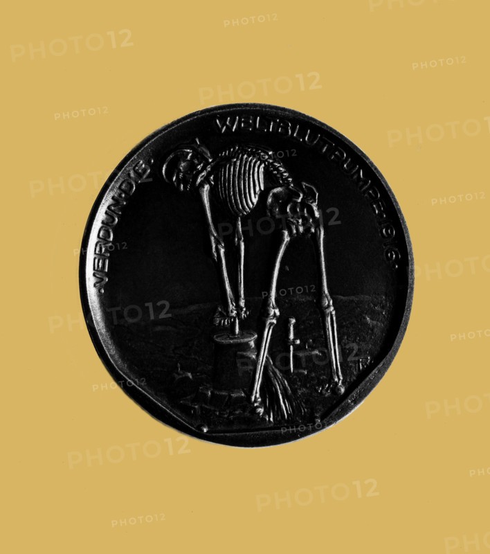 Médaille allégorique : "Verdun : la pompe à sang du monde"