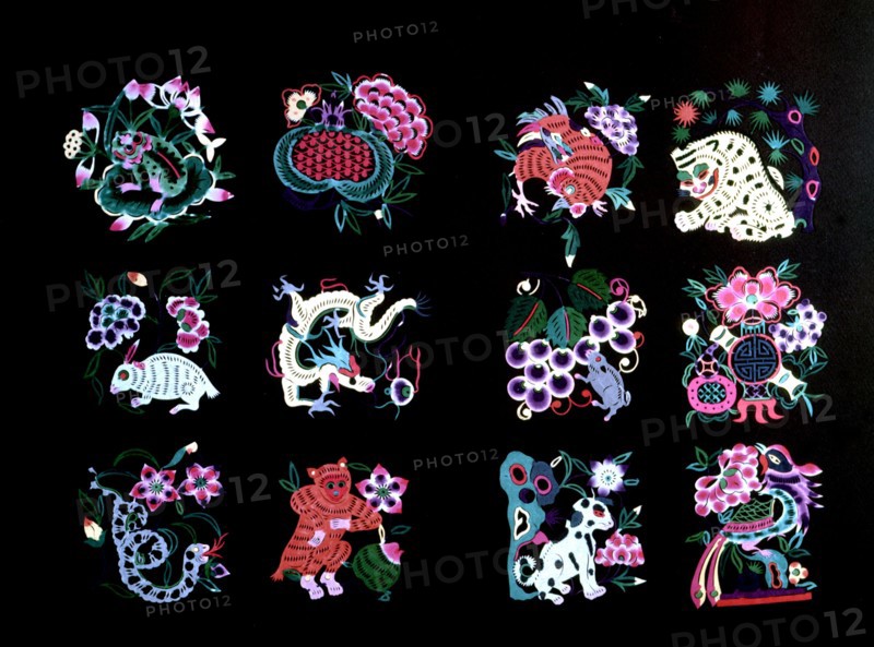 Chinese bestiary made of colour paper