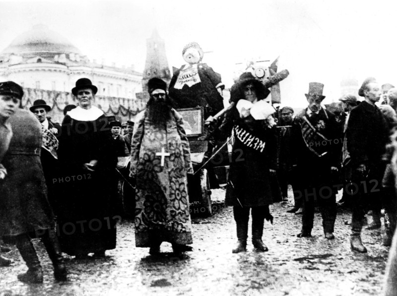 Anti-religious carnival in Moscow