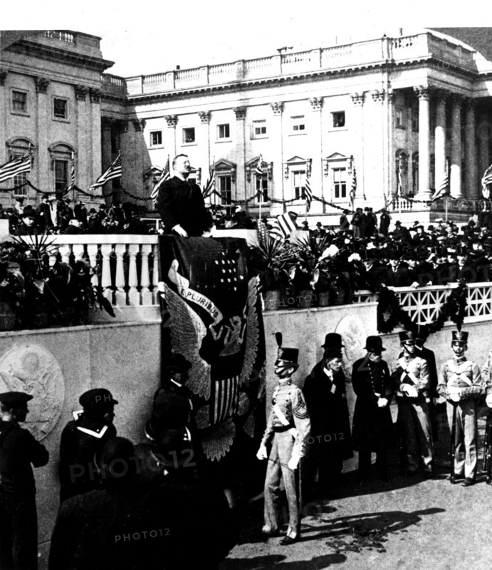 Mussolini's speech in Rome