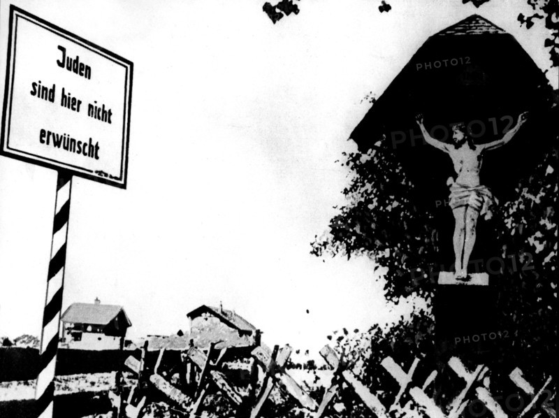 Racist sign in Oberbayein