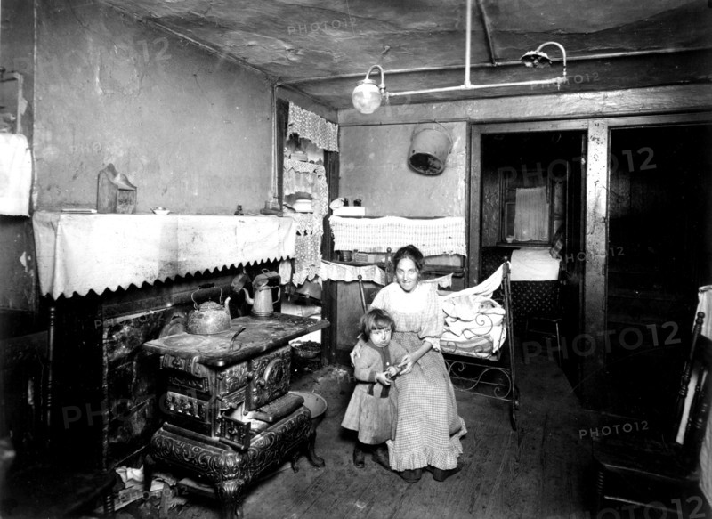 Pièce d'habitation, à New York, dans un quartier d'émigrés