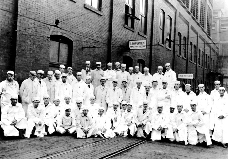 Chiefs officers in charge of inspecting canned food manufacture, 1917
