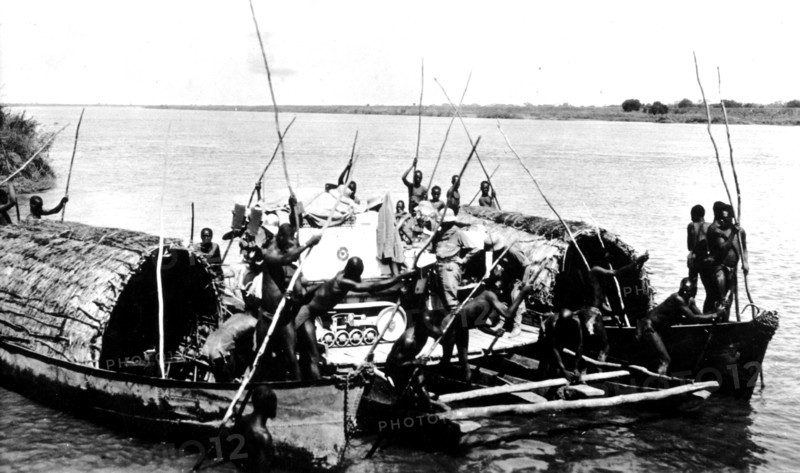 La croisière noire au passage du Bahr Sara avant Fort Archambeau