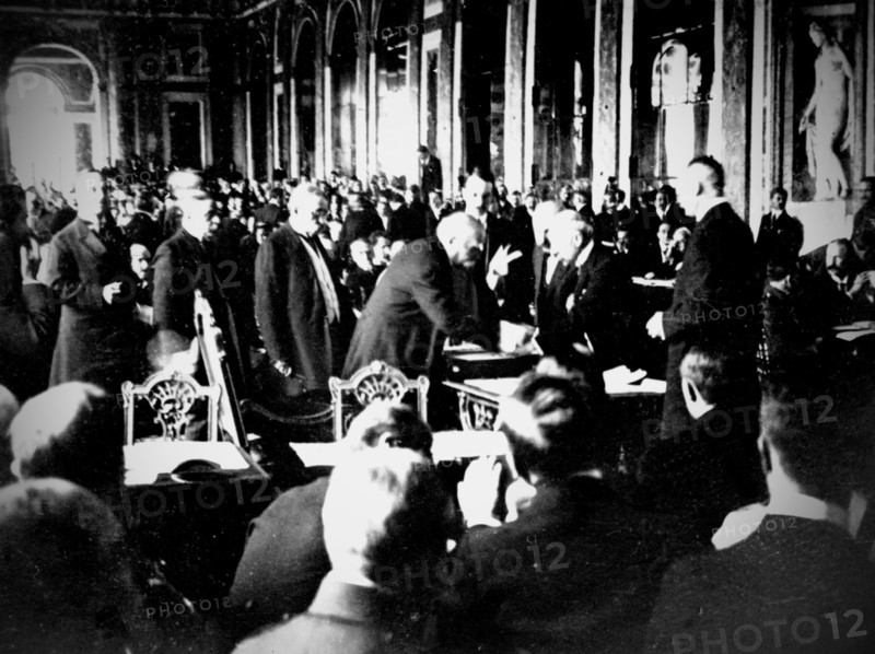 Signing of the Treaty of Versailles, 28 June 1919