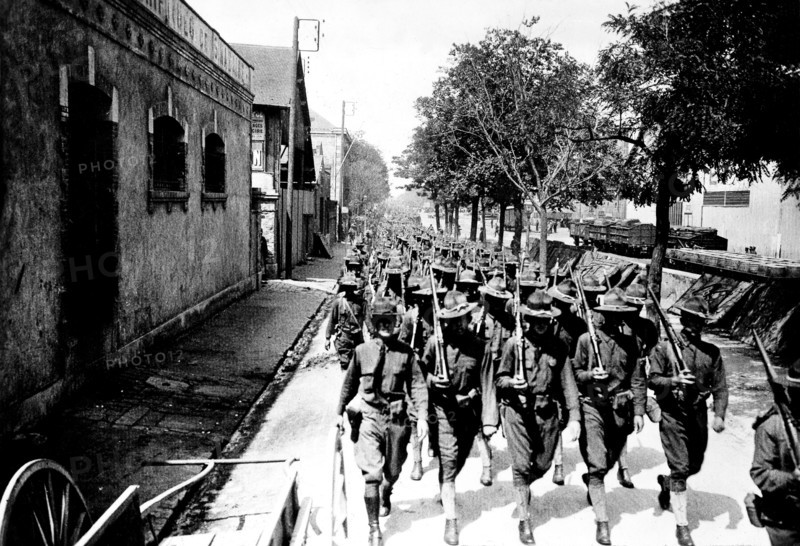 American soldiers rejoining their camp in Saint Nazaire, France, 1917