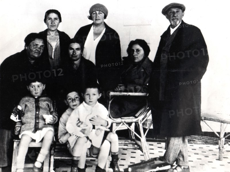 Les enfants de Staline et de Nadia, Svetlana et Basile, 1930