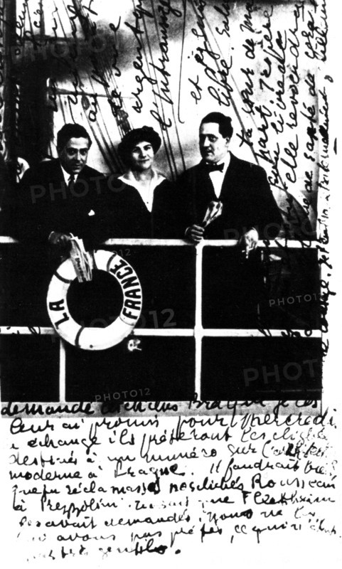 Paris. Picabia, Gabrielle Buffet and Guillaume Apollinaire at Luna-Park