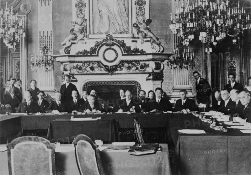 Meeting of the Organizing Committee of the European Union
Réunion du Comité d'organisation de l'union européenne