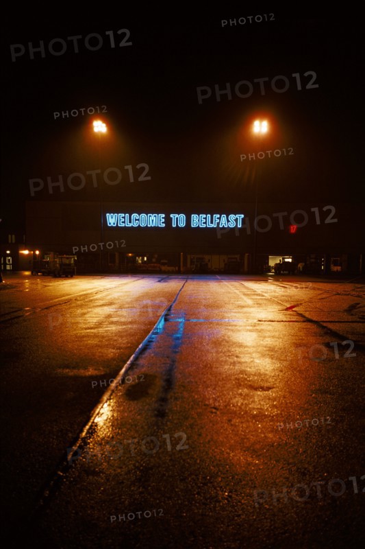 Aeroport de Belfast la nuit