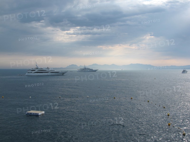 Yachts a Antibes
