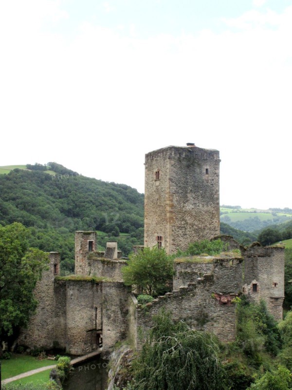Chateau de Belcastel