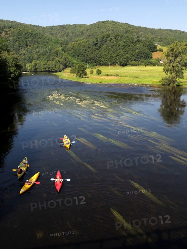 Canoes sur la Dordogne