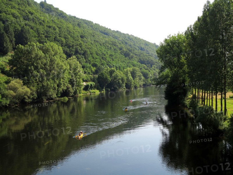Canoes sur la Dordogne