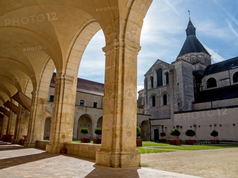 Prieuré Notre-Dame de La Charite-sur-Loire