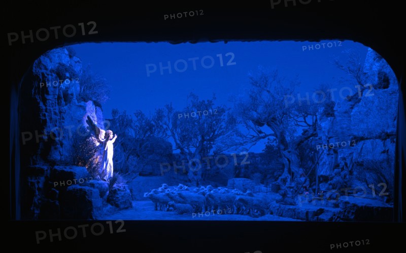 Nativity scene: The Annunciation to the Shepherds