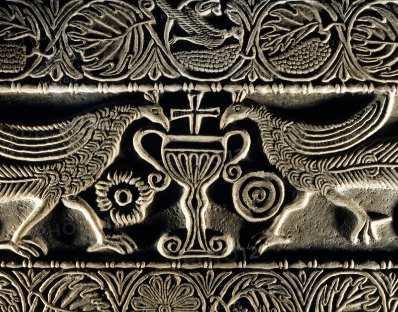 Deux paons buvant au Calice de la vie (détail)