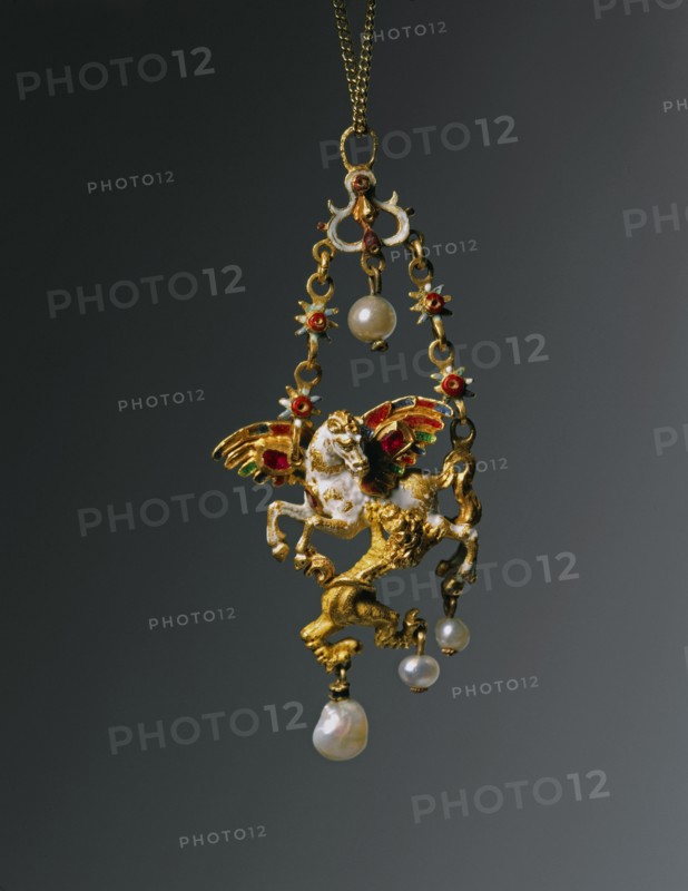 Pendant from the Medicis Collection