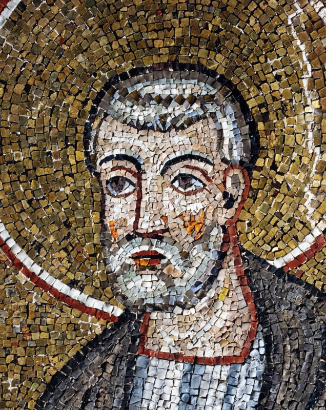 Basilica of Sant'Apollinare Nuovo, Ravenna: Saint Martin opening the procession of the holy martyrs (detail)