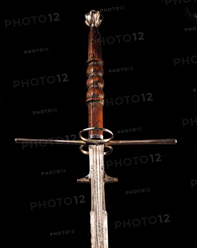 Two-handed swordfish
