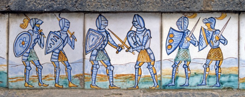 Majolique, Soldats en armure avec des épées et des boucliers
