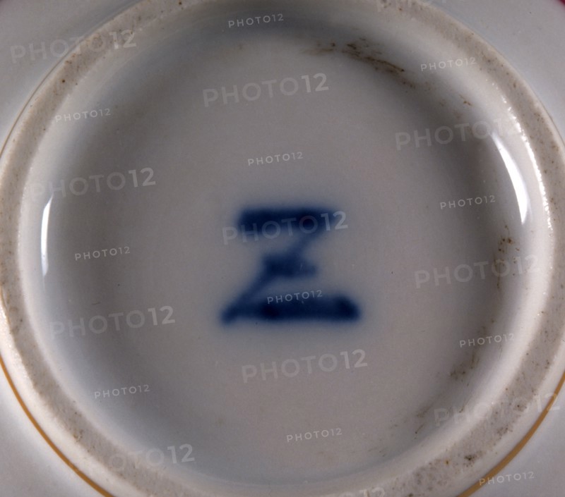 Signature sur porcelaine