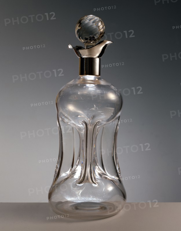 Bouteille à vin en cristal et argent