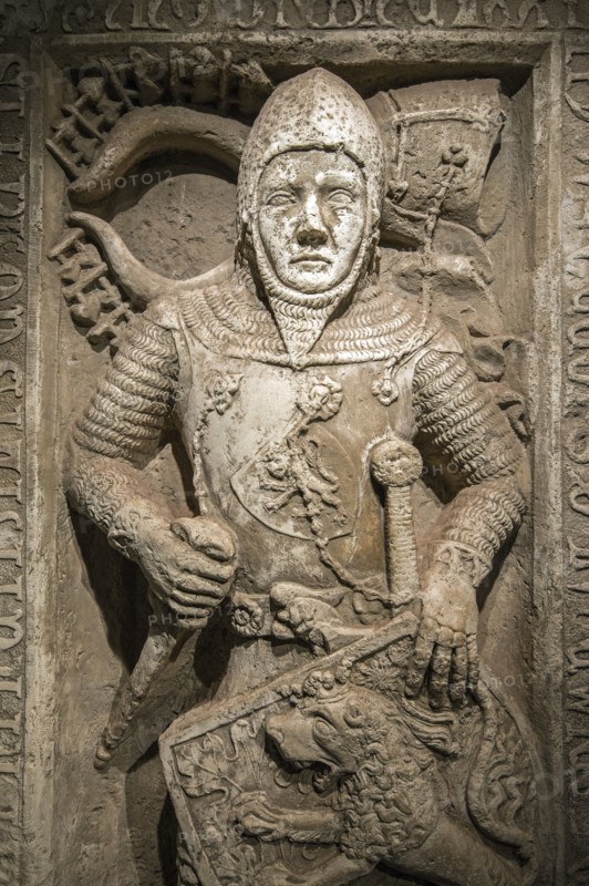 Pierre tombale de Louis II de Thuringe