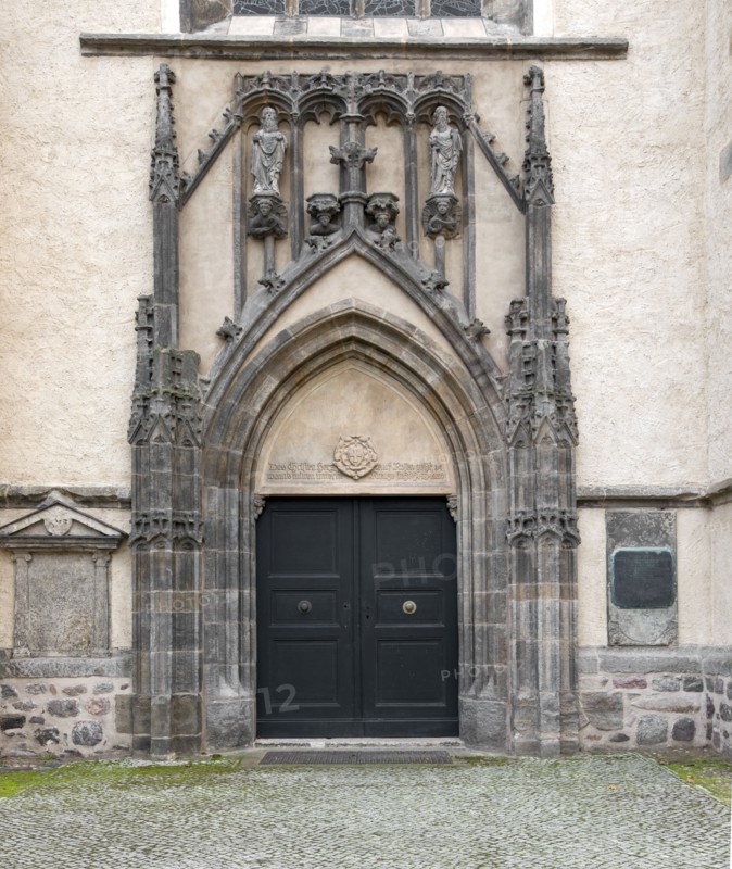 Portail latéral de la Stadtkirche de Wittemberg