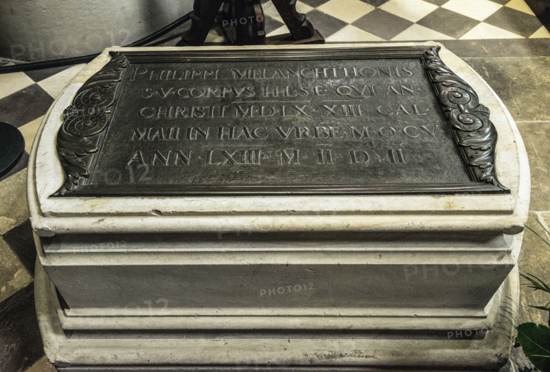 Tombe de Martin Luther dans la Schlosskirche de Wittemberg
