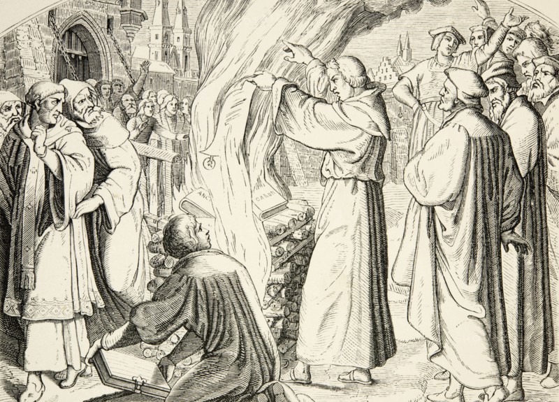 The life of Martin Luther: Luther burns the Papal Bull and Canon Law