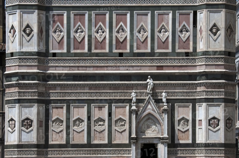 Détail du campanile de Florence (Italie)