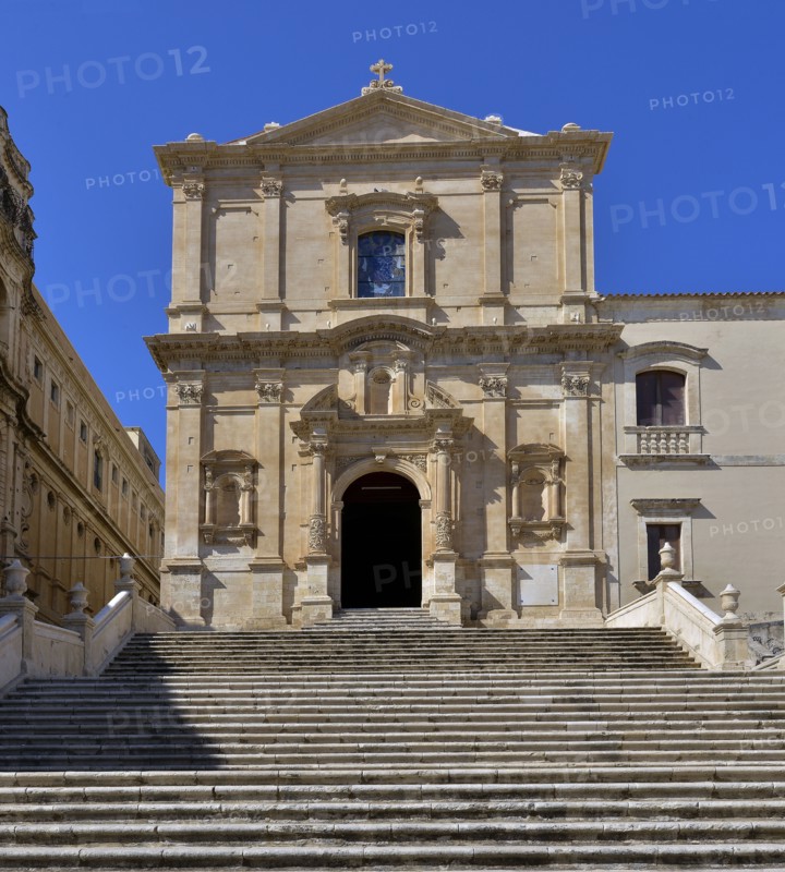 Eglise Saint-François-d'Assise à l'Immaculée et monastère de San Salvatore, à Noto (Sicile)