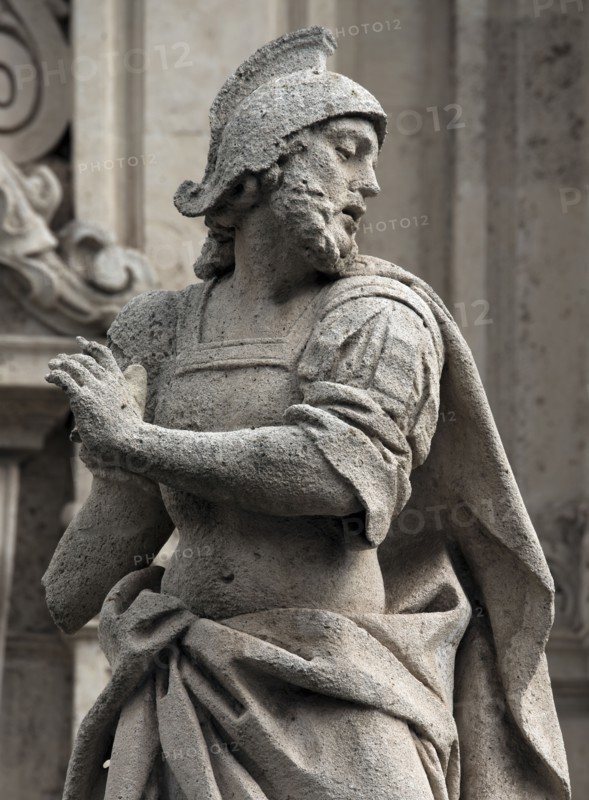 Aaron, statue de la Collégiale basilique de Saint-Sébastien d'Acireale (Sicile)
