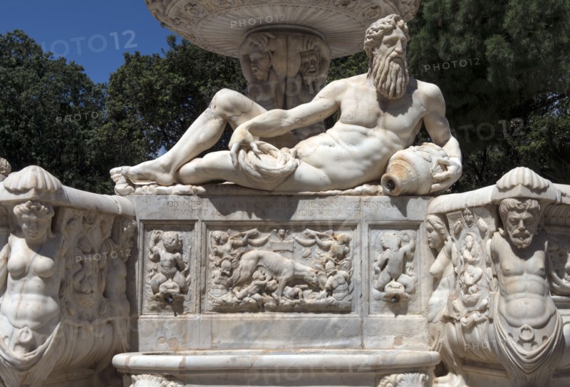 Fontaine d'Orion située sur la Piazza del Duomo à Messine (Sicile)