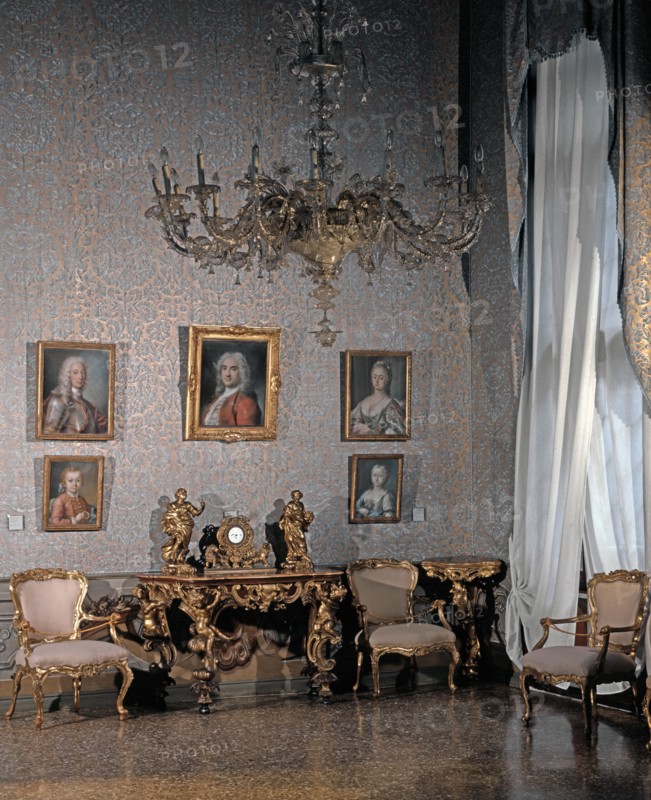 Cà Rezzonico à Venise. Petit salon des pastels de Rosalba Carriera