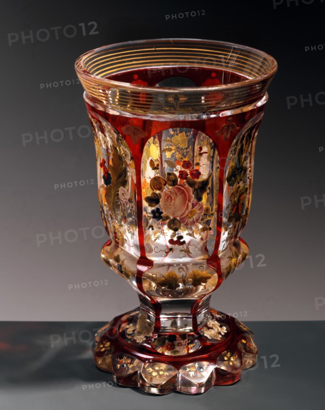 Gobelet en cristal de Bohême