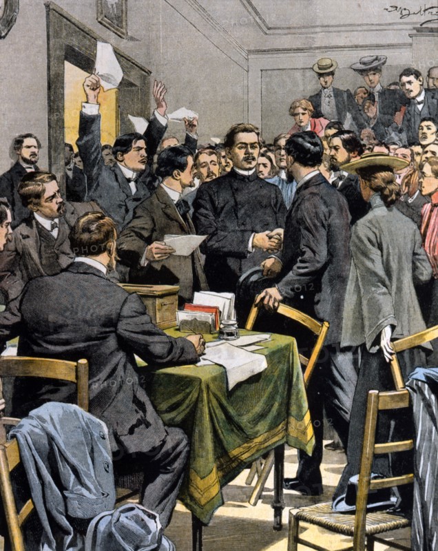 Les révolutionnaires russes réunis lors d'un congrès à Londres. Arrivée de Maxime Gorki dans la salle de réunion