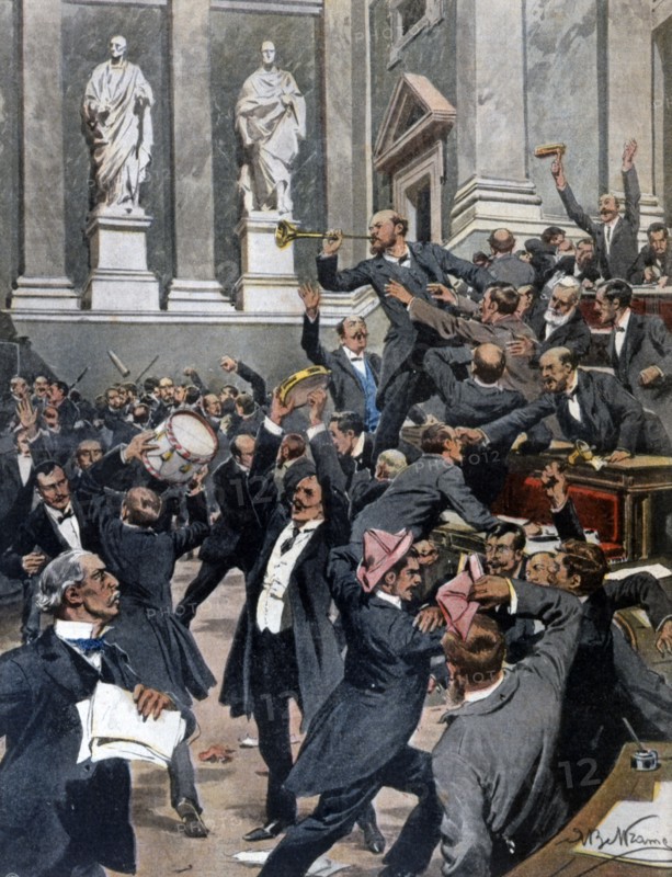 Les députés tchèques au Parlement autrichien utilisent des trompettes, des sifflets, des cloches et des bâtons pour s'opposer aux Allemands (1909)