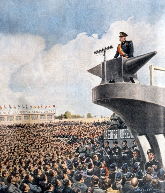 Discours de Duce Benito Mussolini à Turin le 15 mai 1939 devant 50 000 travailleurs