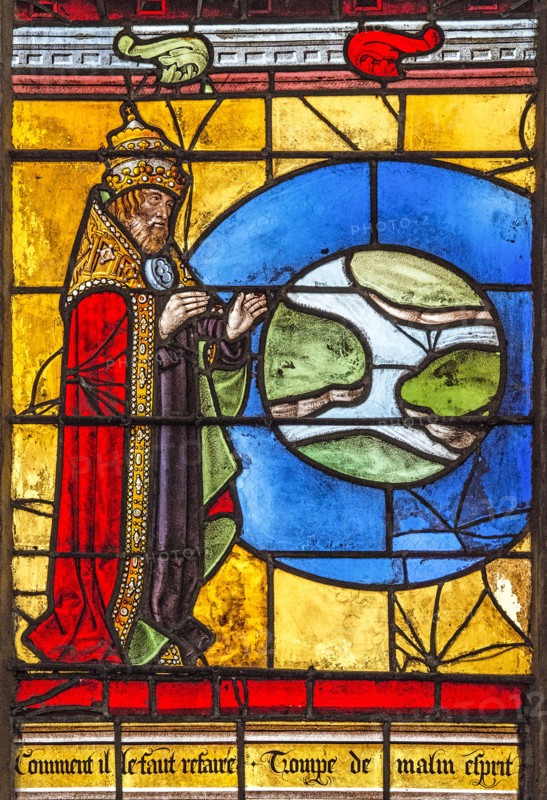 Vitrail de la Genèse : Dieu sépare la terre des eaux et ordonne à la terre de produire des arbres, des fleurs et des fruits