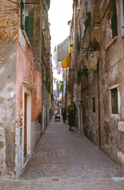 Une ruelle de Venise, Italie