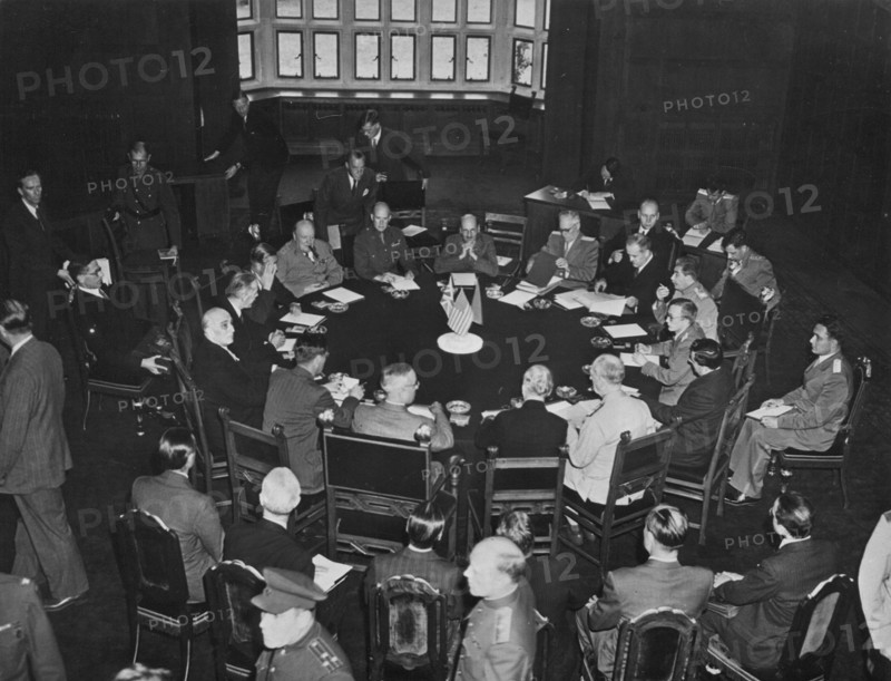 Conférence des Alliés à Potsdam (Allemagne, 17 juillet 1945)