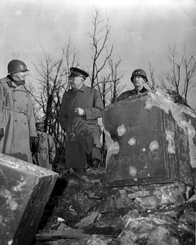 Visite officielle d'Eisenhower à Juliers, 1945