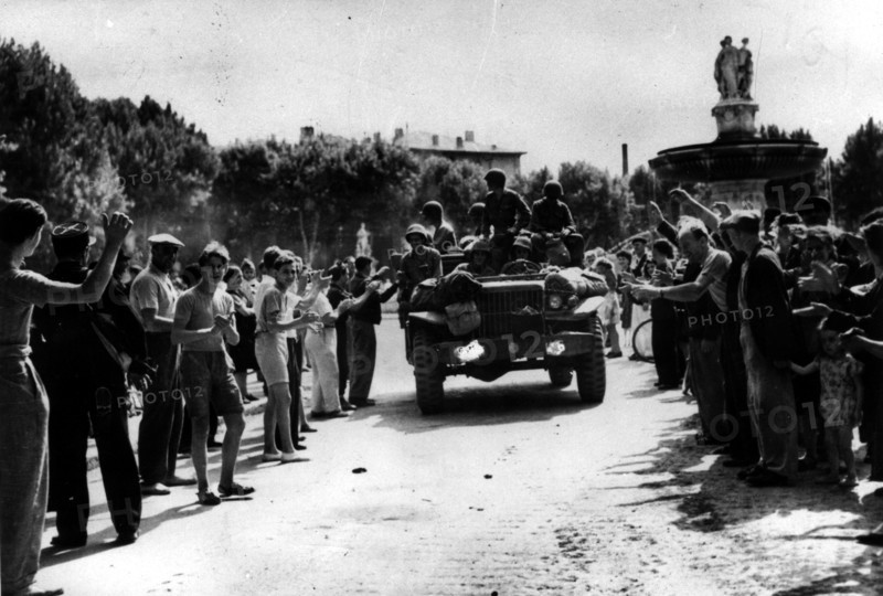 Allies enter Aix en Provence (August 22, 1944)