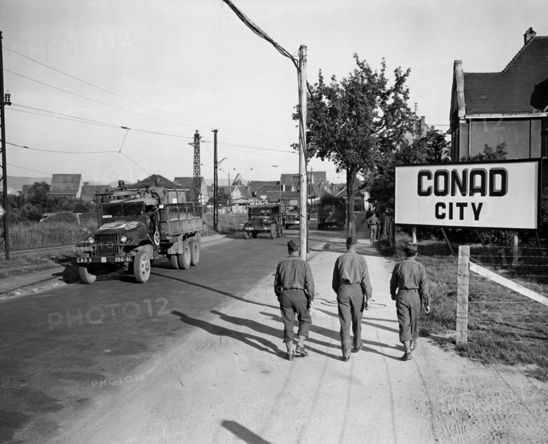 Sickenheim, en Allemagne, devient la "CONAD".
 (15 mai 1945)