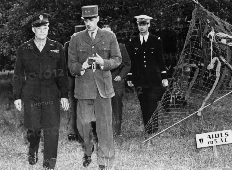 General de Gaulle and General Eisenhower talk in Normandy, August 21, 1945