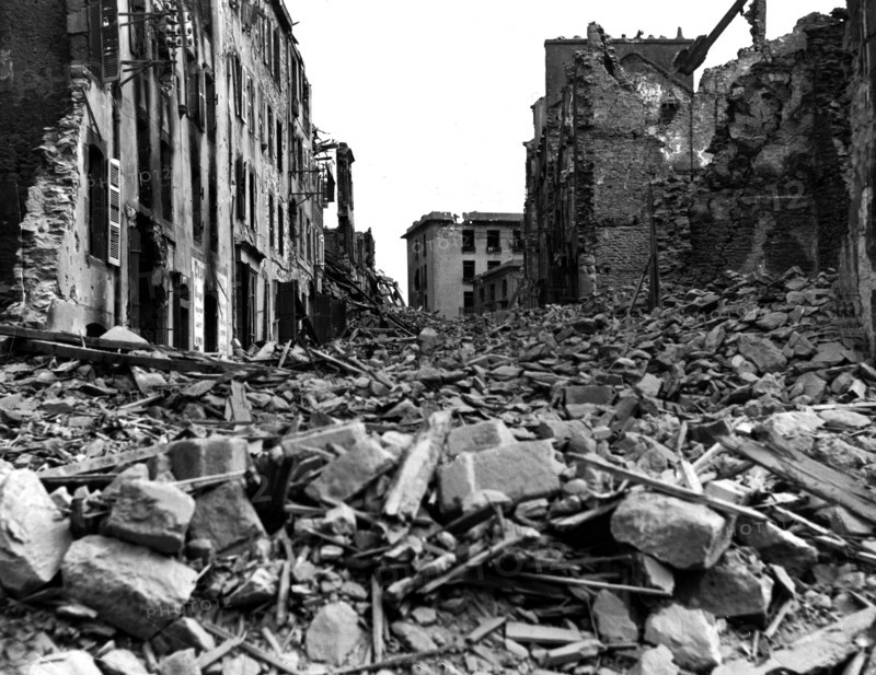 Brest en ruines, septembre 1944