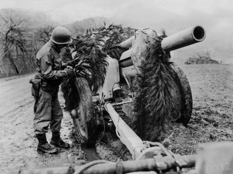 Abandonned German gun in France, Autumn  1944