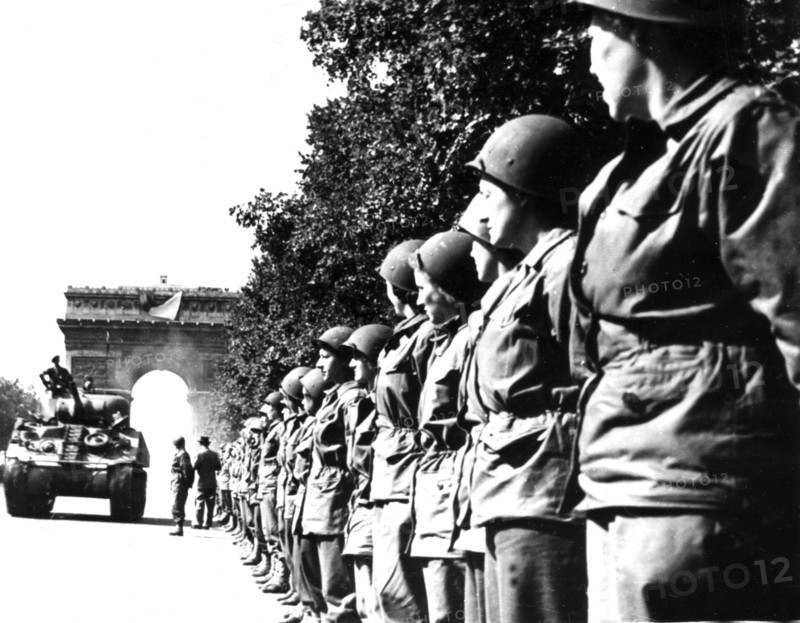 WACS in Paris,  September 9, 1944
